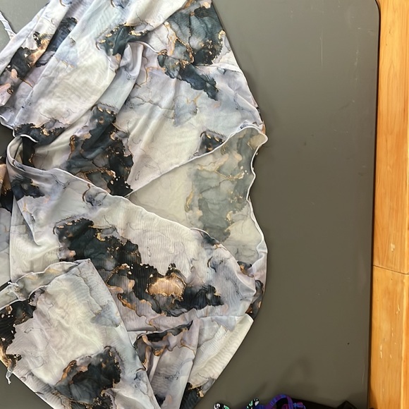 High waisted bikini with cover-up - Picture 4 of 4